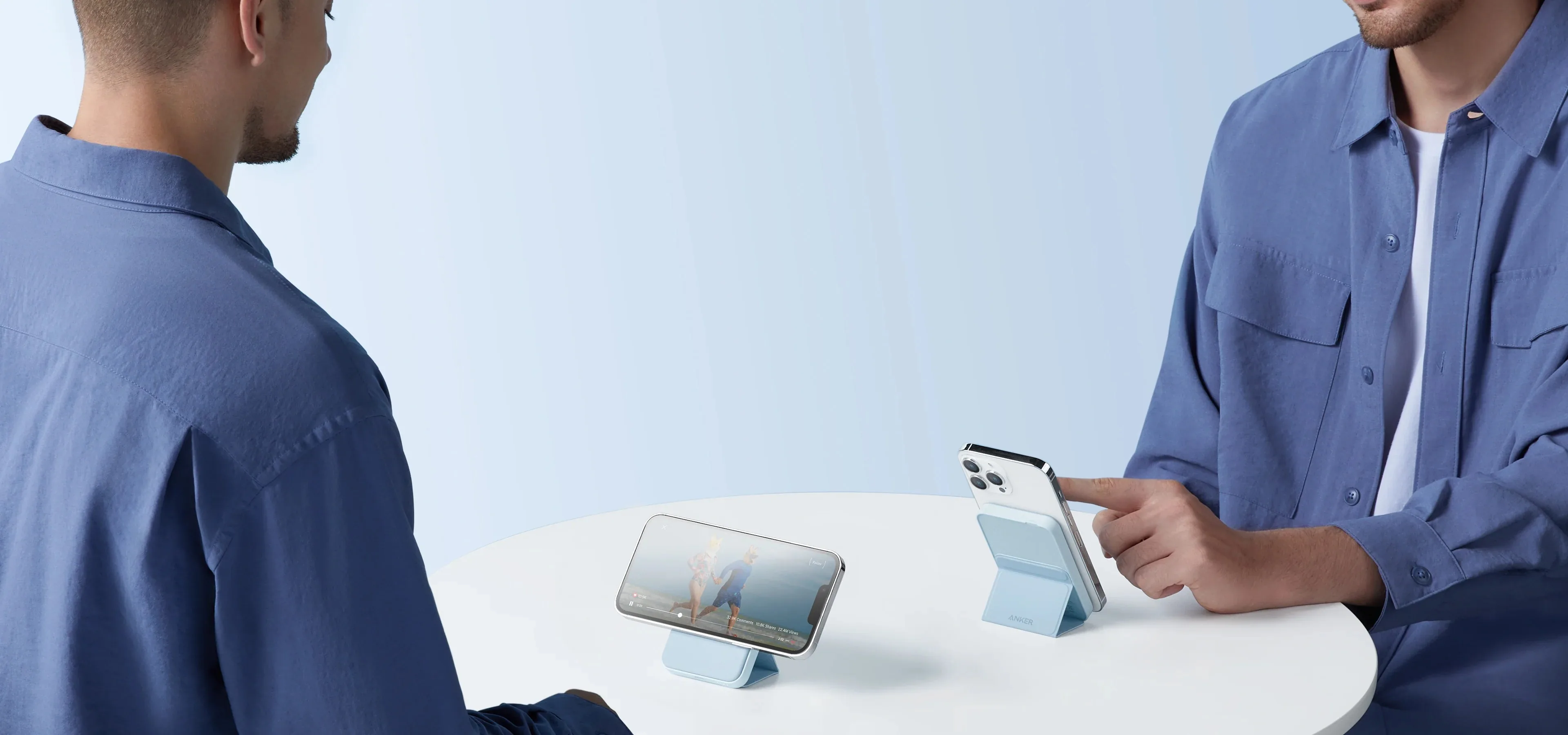 Anker A1611 622 MagGo 5000mAH Magnetic Power Bank Black for Sale in Pakistan