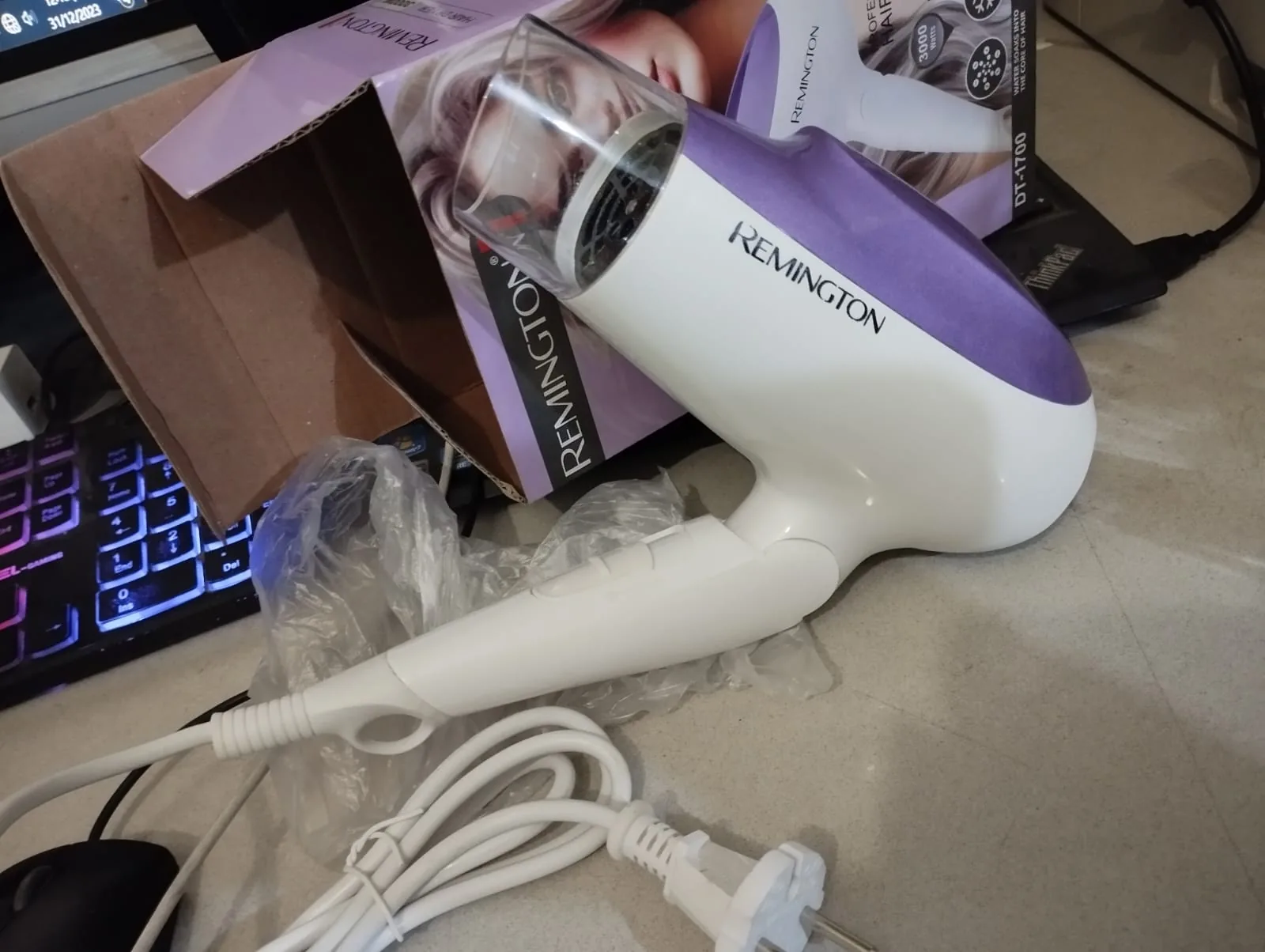 Remington Hair Dryer DT-1700 , Remington Hair Dryer DT-1700 for sale , Remington Hair Dryer DT-1700 for Sale in Pakistan , Remington Hair Dryer DT-1700 Available in Pakistan , Remington Hair Dryer DT-1700 in lowest price